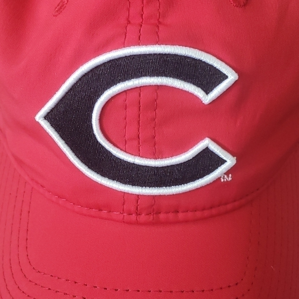 The Game red ball cap with black embroidered C NWT - Picture 2 of 10